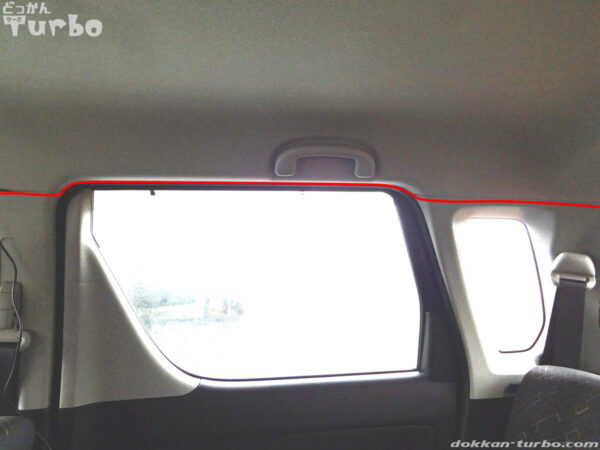 Cピラー付近からBピラー付近